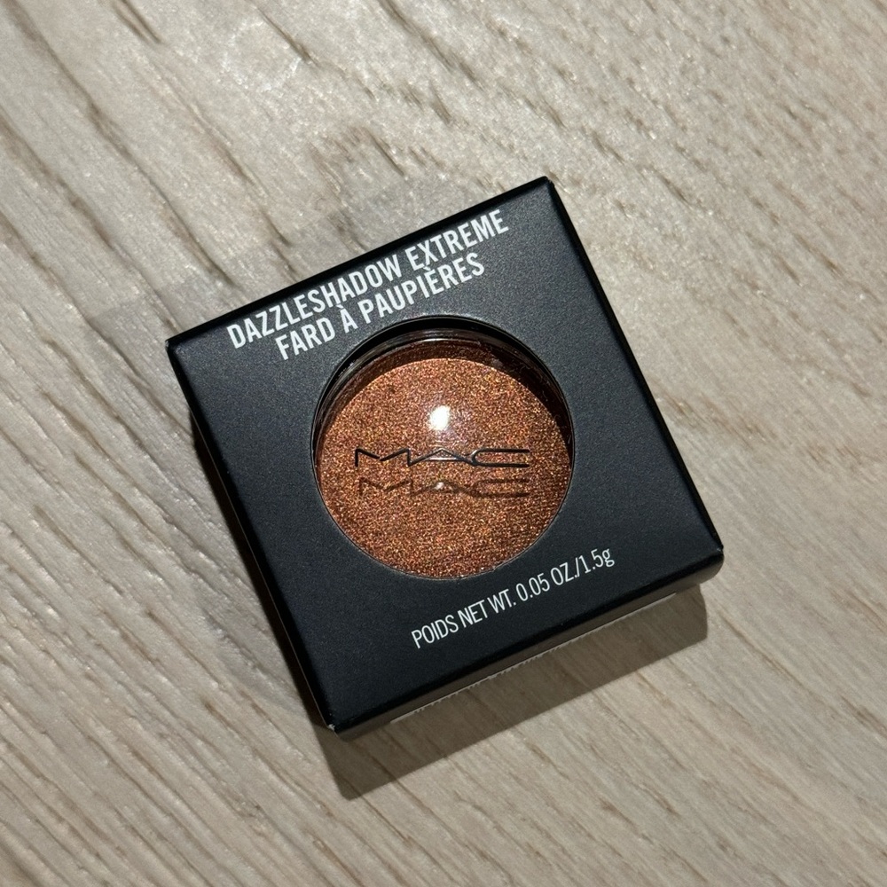 NWT MAC dazzleshadow extreme eyeshadow in couture copper - Picture 5 of 8